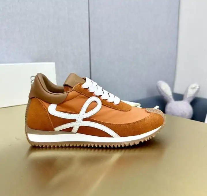 hype Loewe Sneakers