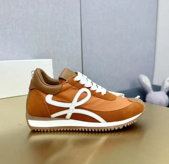 hype Loewe Sneakers