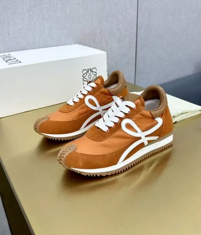 hype Loewe Sneakers