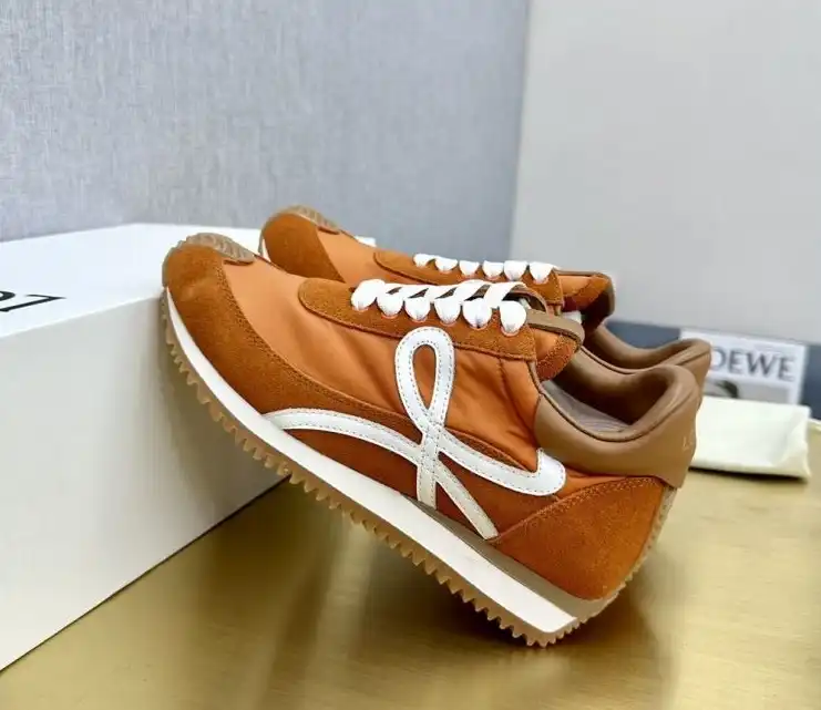 hype Loewe Sneakers