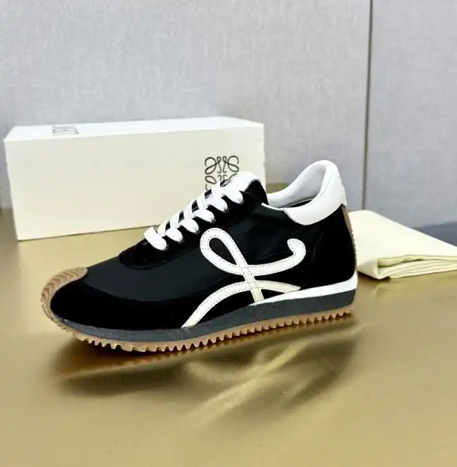 hype Loewe Sneakers