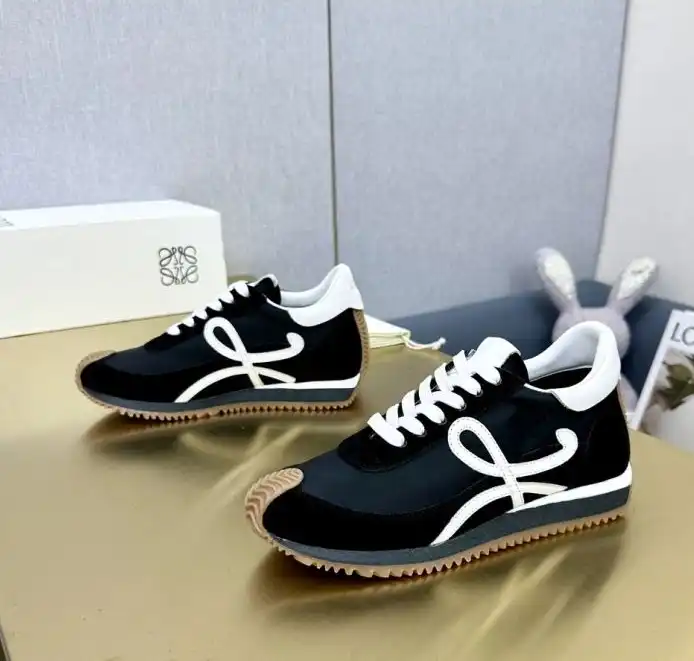 hype Loewe Sneakers