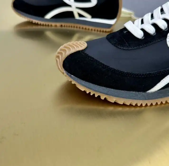 hype Loewe Sneakers