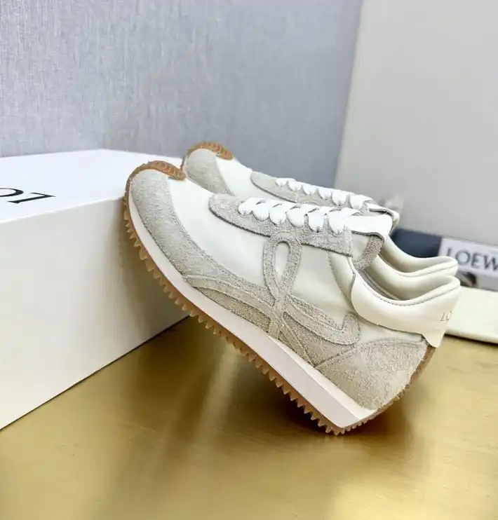 hype Loewe Sneakers