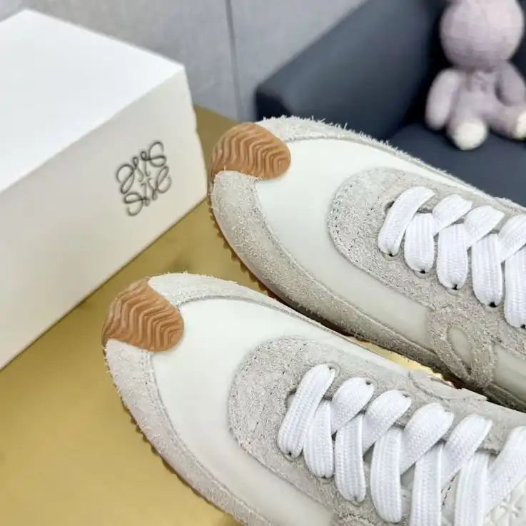 hype Loewe Sneakers