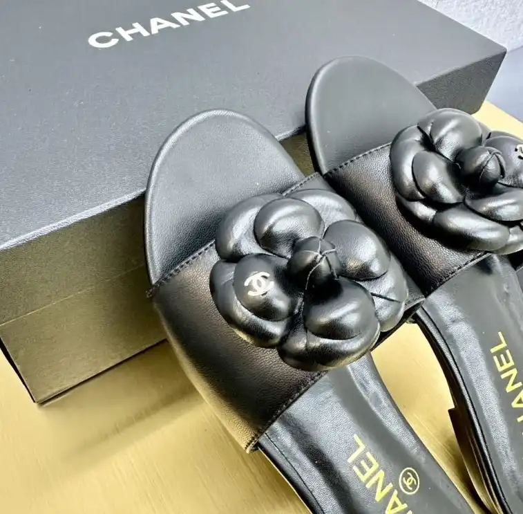 hype Chanel Slippers