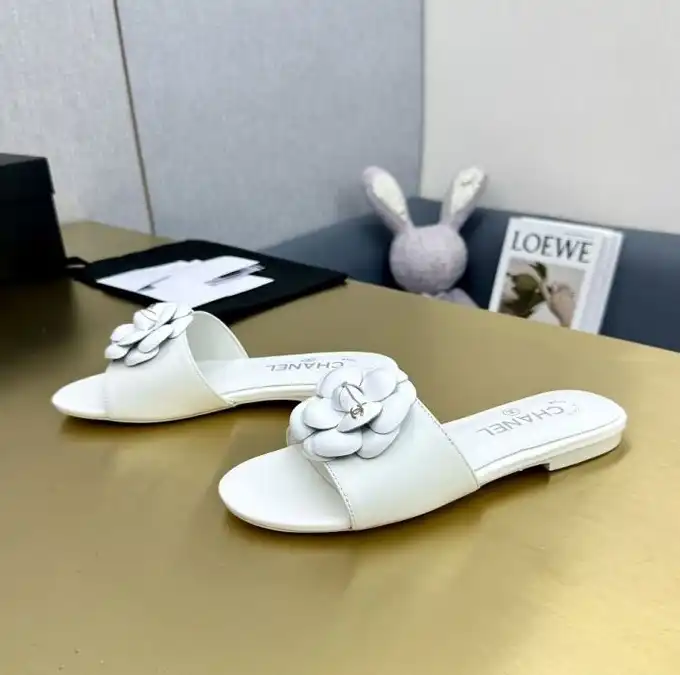 hype Chanel Slippers