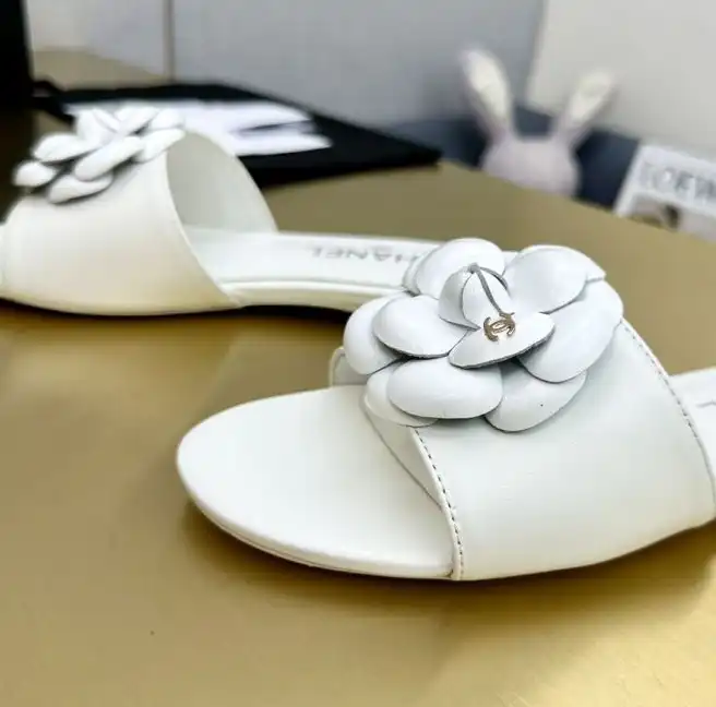 hype Chanel Slippers