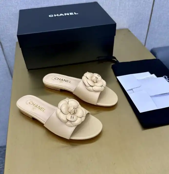 hype Chanel Slippers