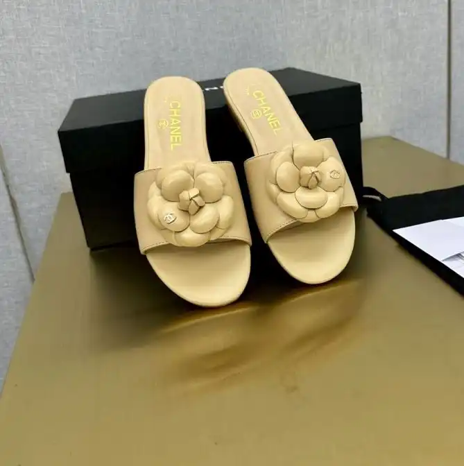 hype Chanel Slippers