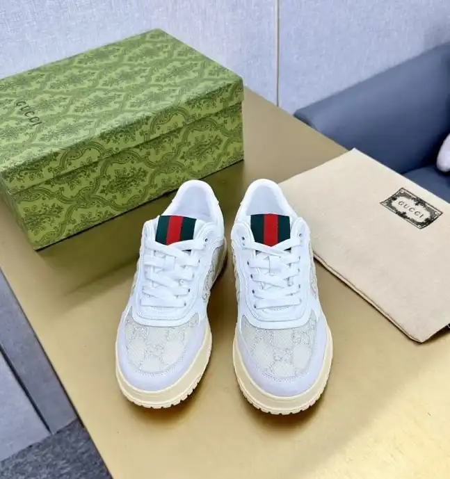 hype Gucci Sneakers