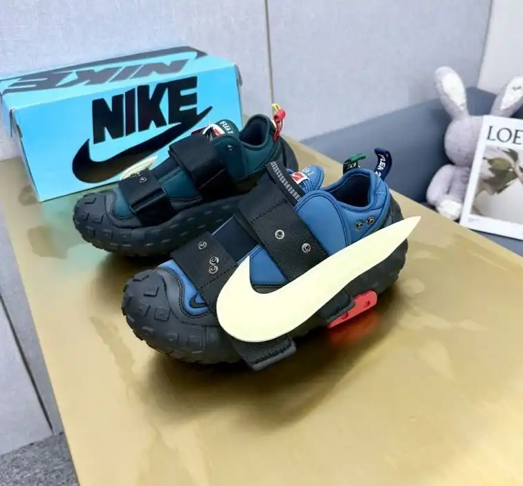 hype Nike Sneakers