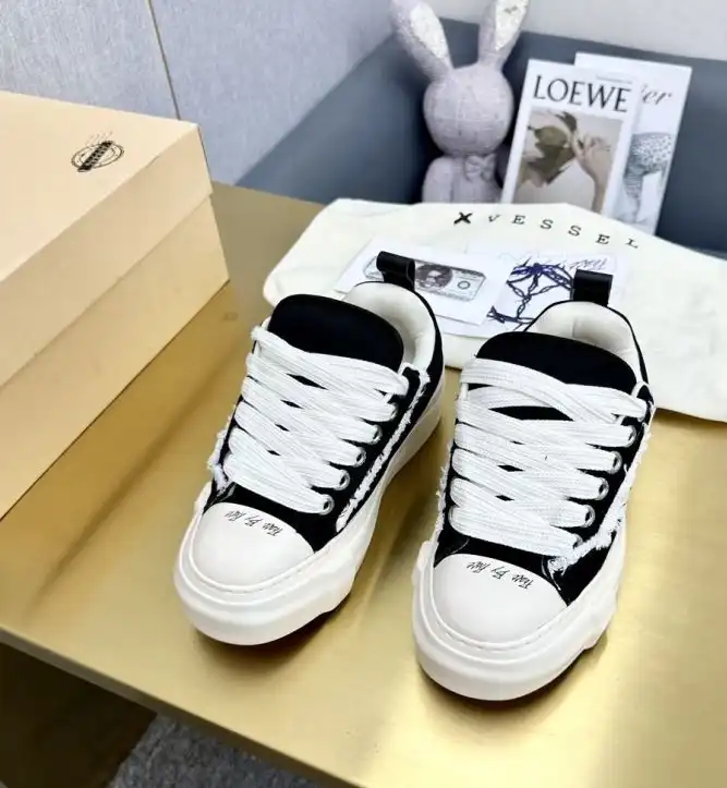 hype Balenciaga Sneakers