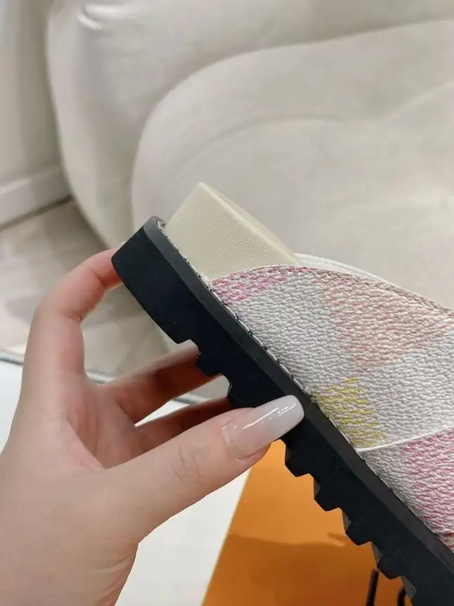 hype LV Slippers