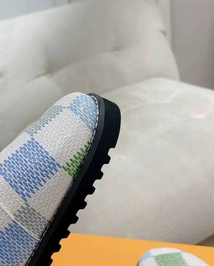 hype LV Slippers