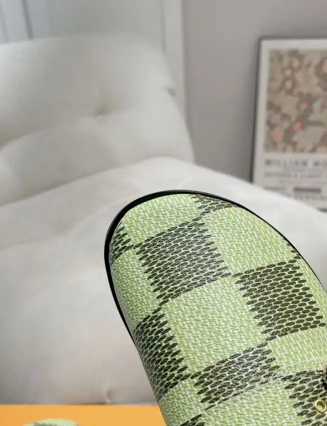 hype LV Slippers