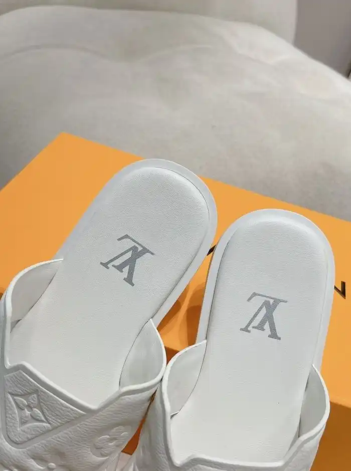 hype LV Slippers