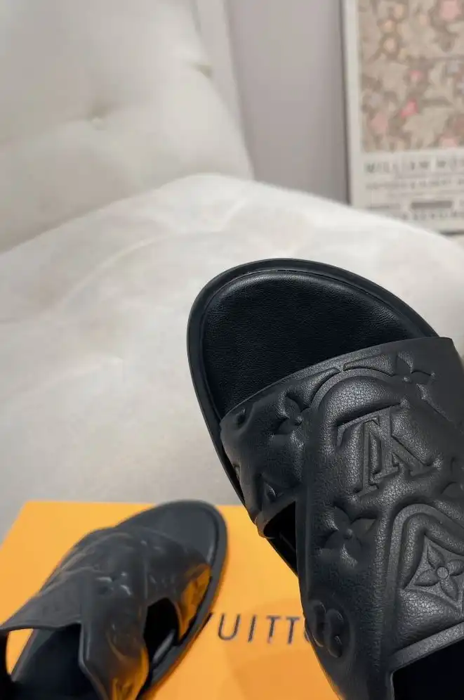 hype LV Slippers