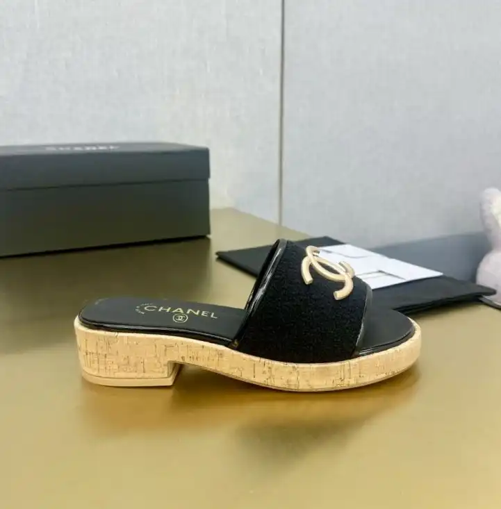 hype Chanel Slippers