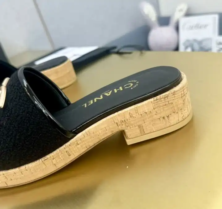 hype Chanel Slippers