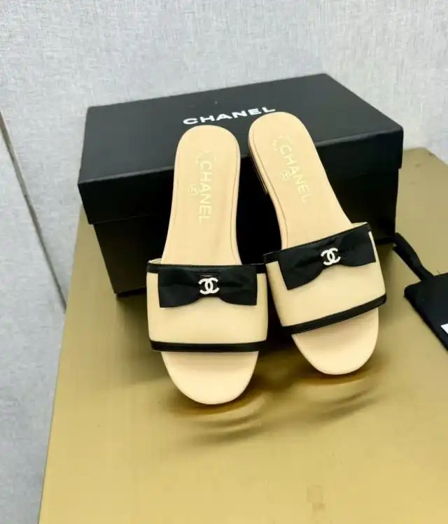 hype Chanel Slippers