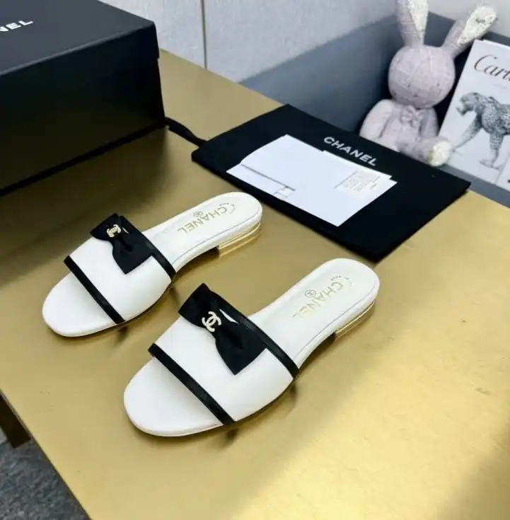 hype Chanel Slippers