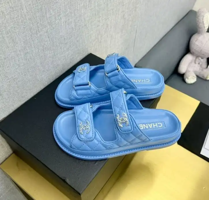 hype Chanel Slippers