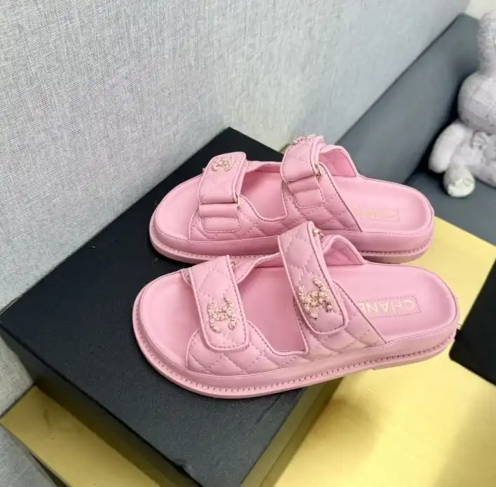 hype Chanel Slippers