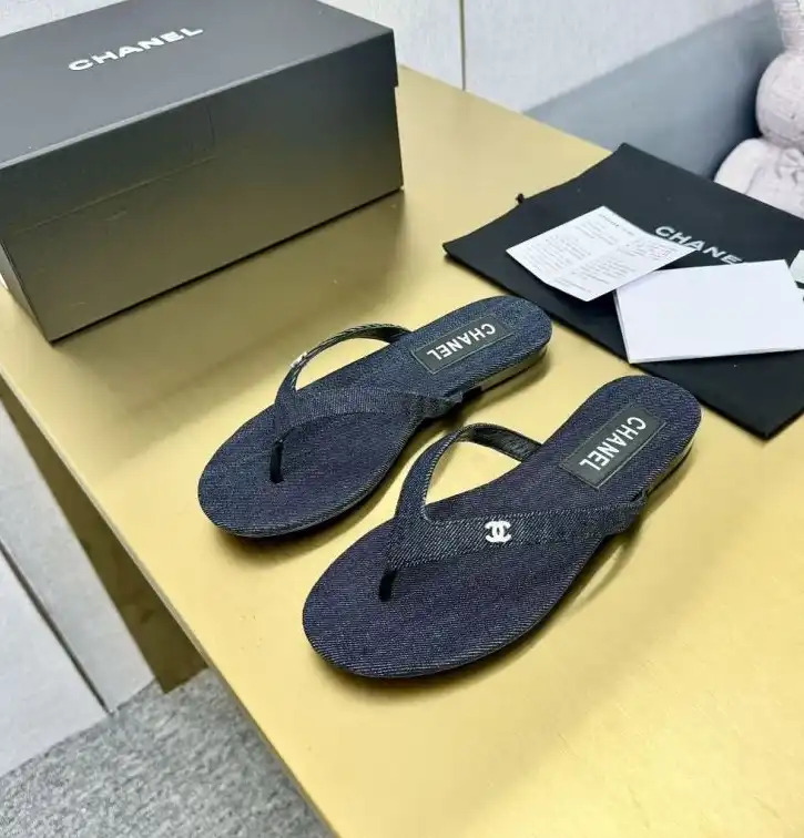 hype Chanel Slippers