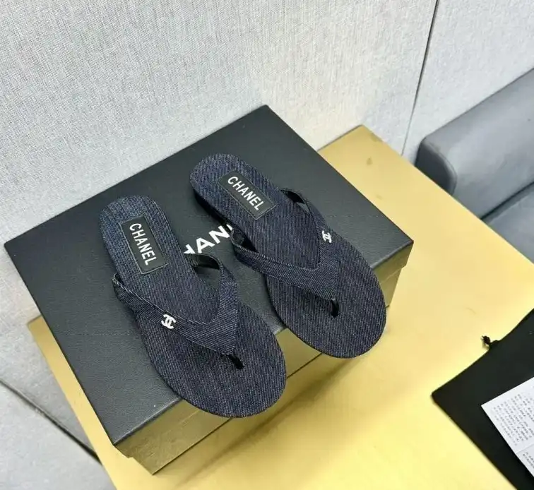 hype Chanel Slippers