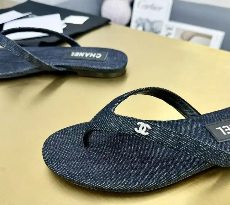 hype Chanel Slippers