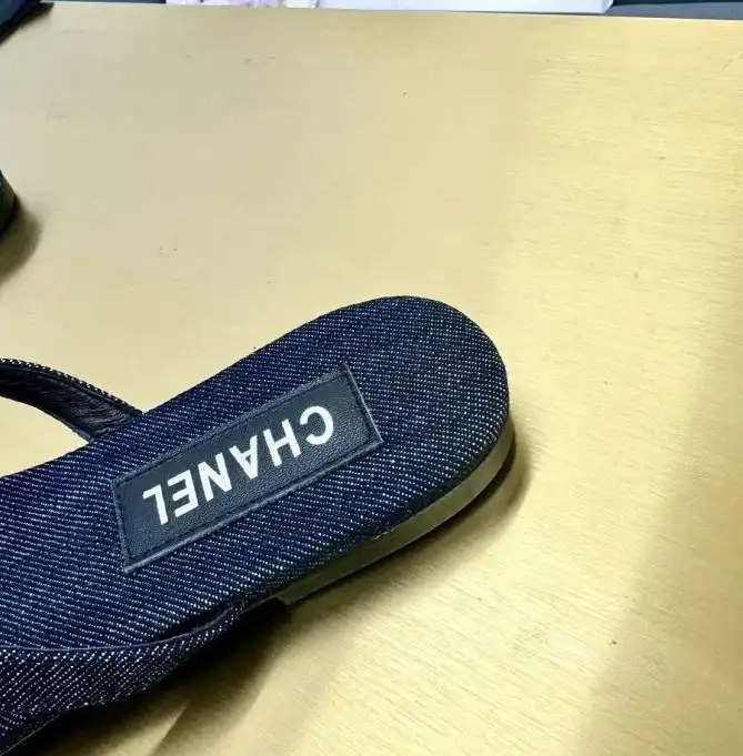 hype Chanel Slippers