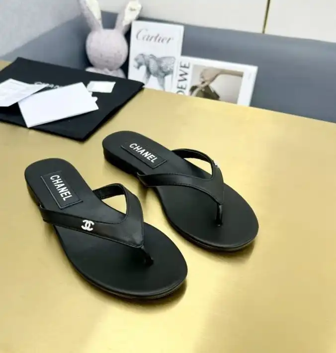 hype Chanel Slippers