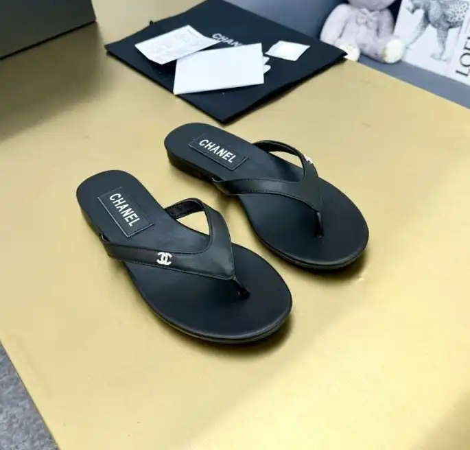 hype Chanel Slippers