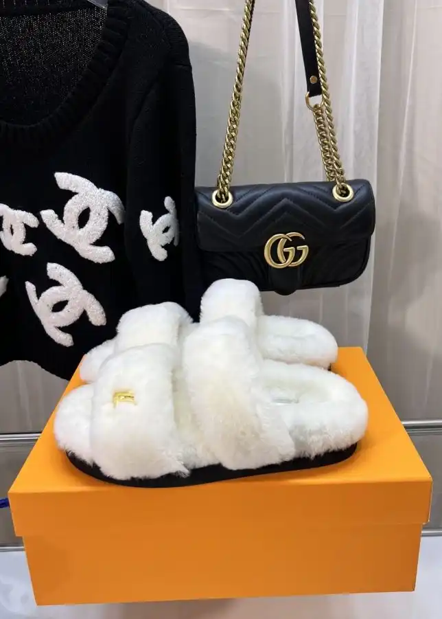 hype LV Slippers