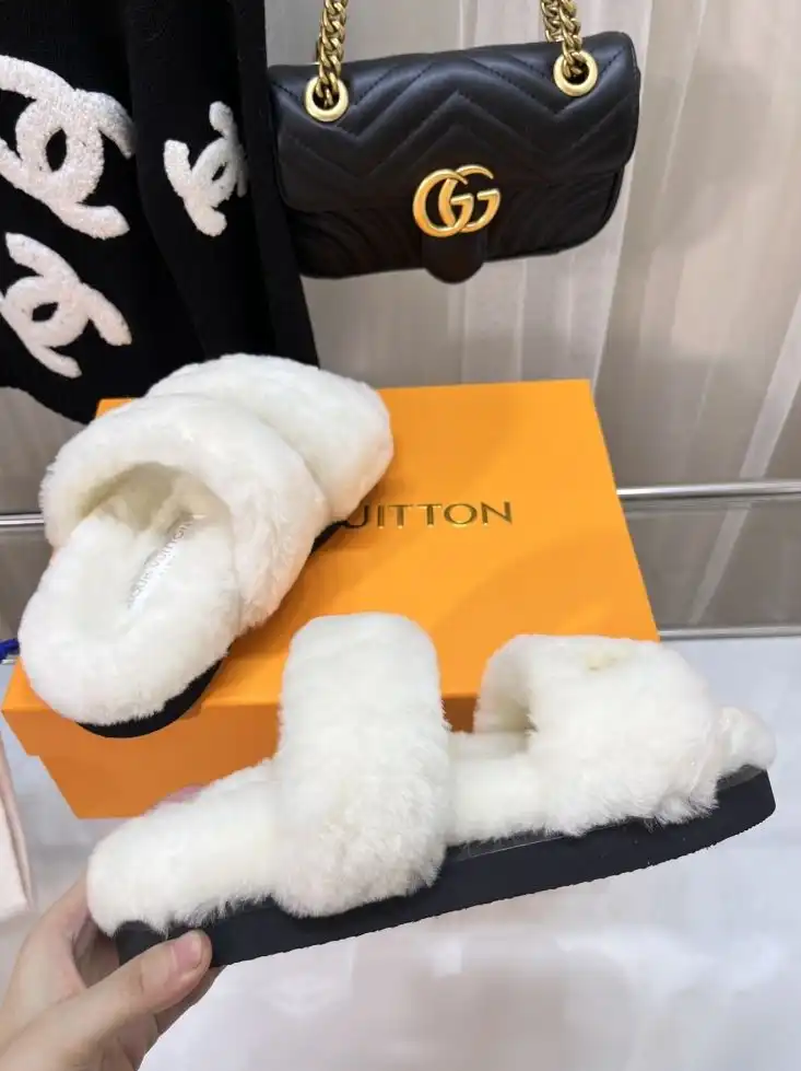 hype LV Slippers