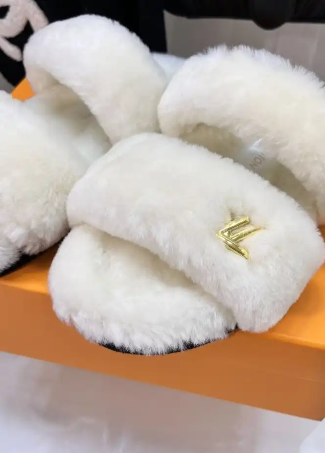 hype LV Slippers