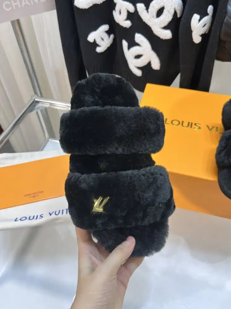 hype LV Slippers