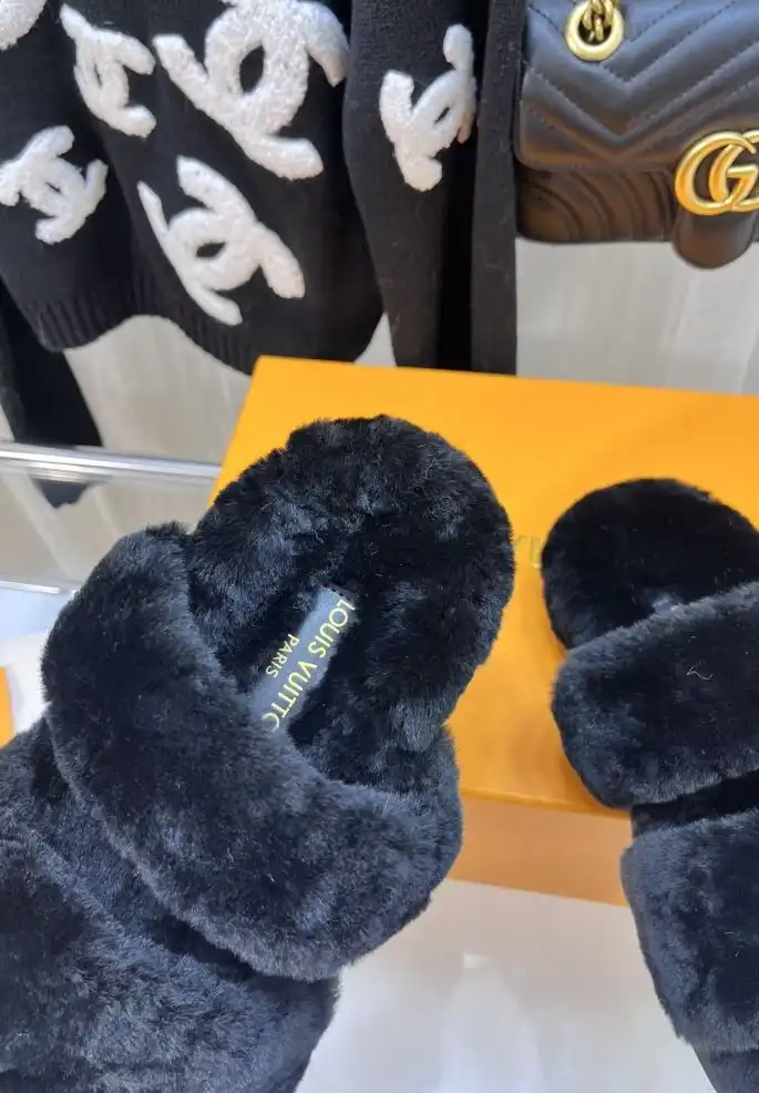 hype LV Slippers