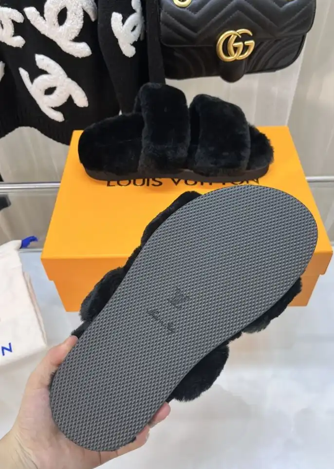 hype LV Slippers