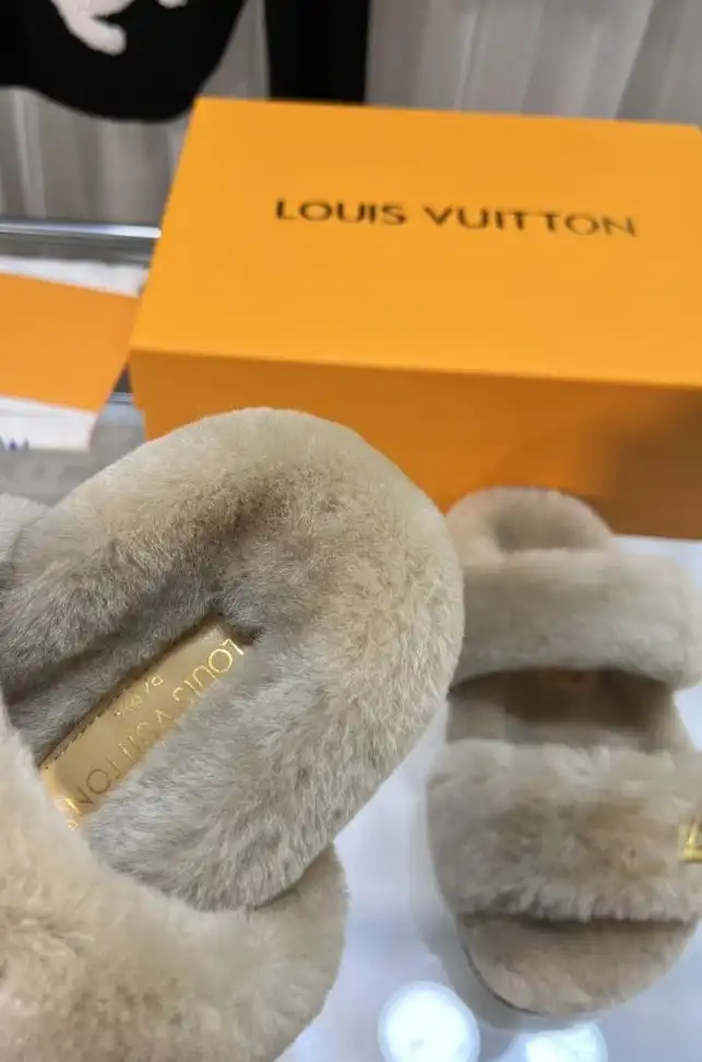 hype LV Slippers