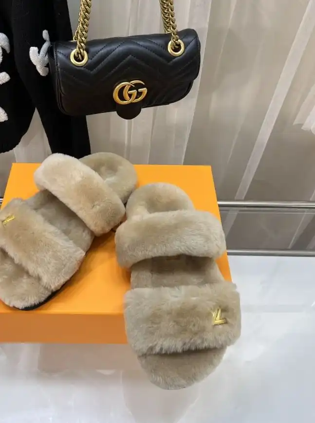 hype LV Slippers