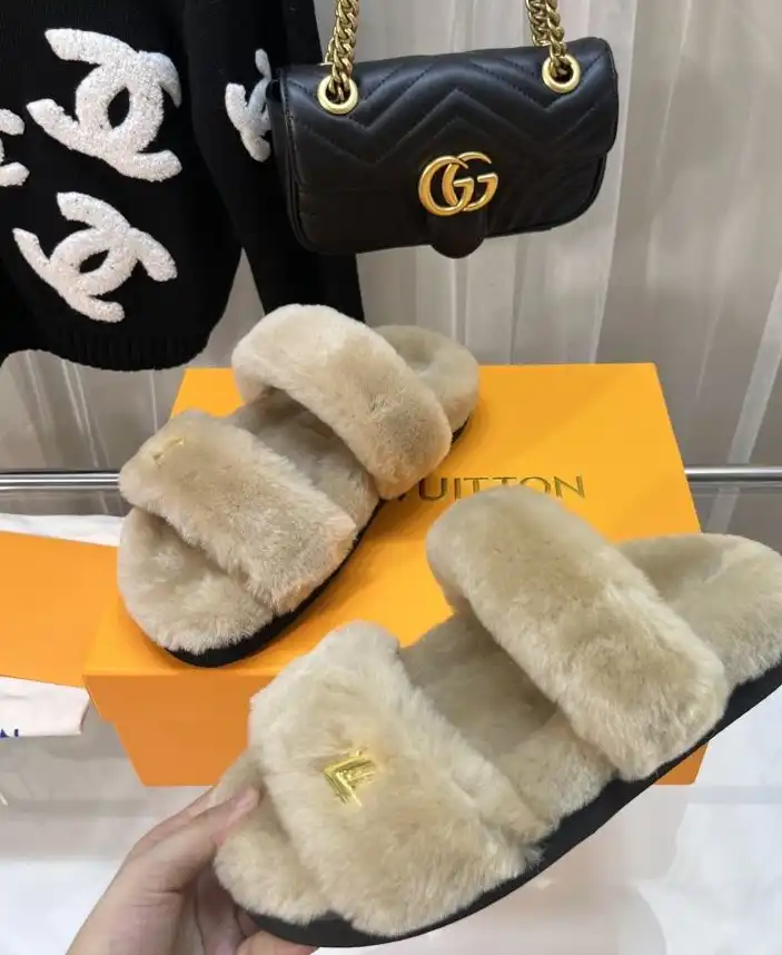 hype LV Slippers