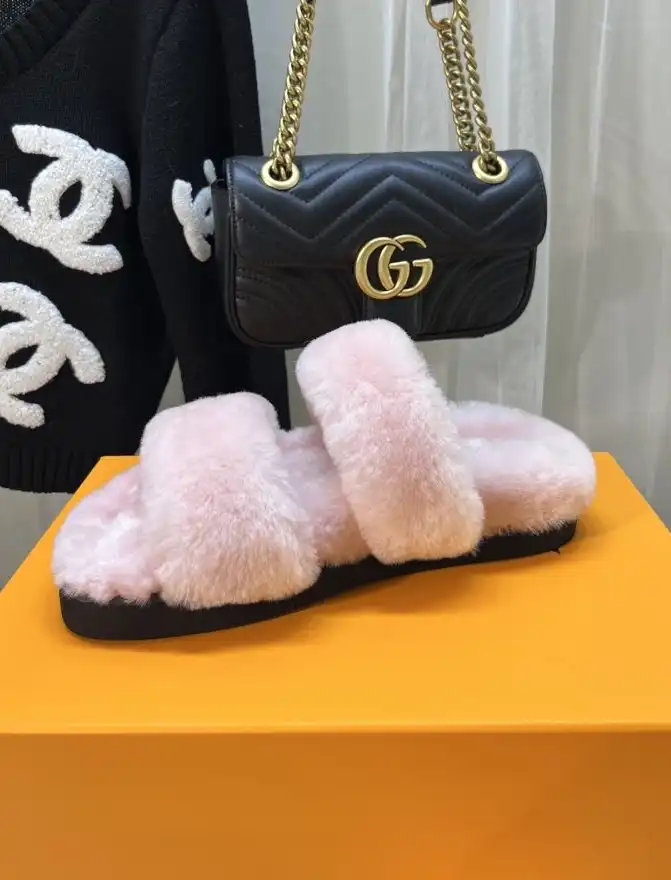 hype LV Slippers