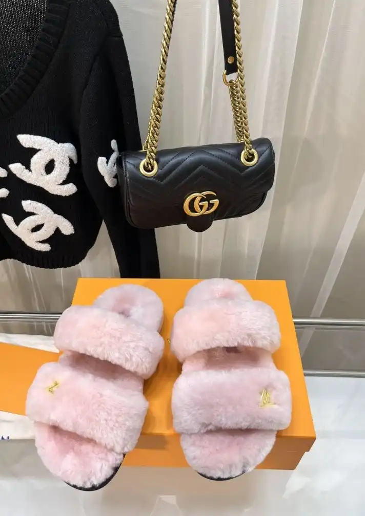 hype LV Slippers