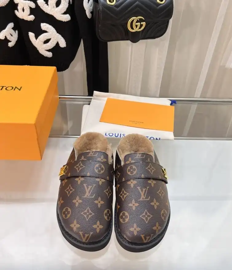 hype LV Slippers