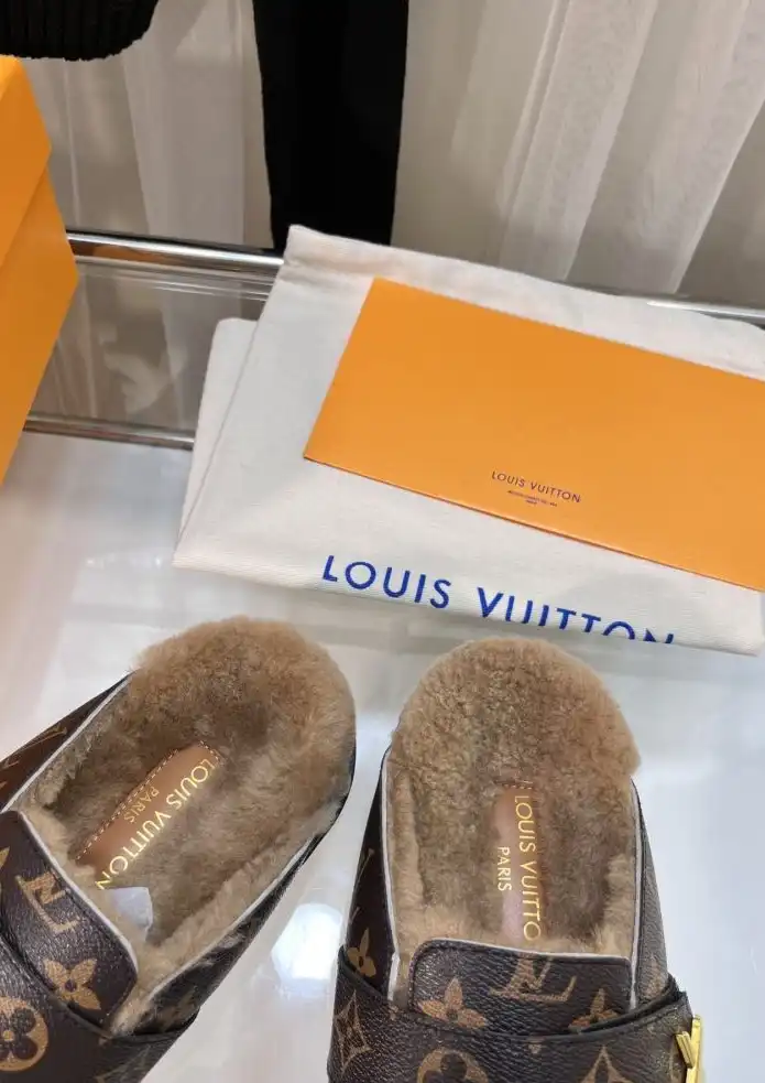 hype LV Slippers