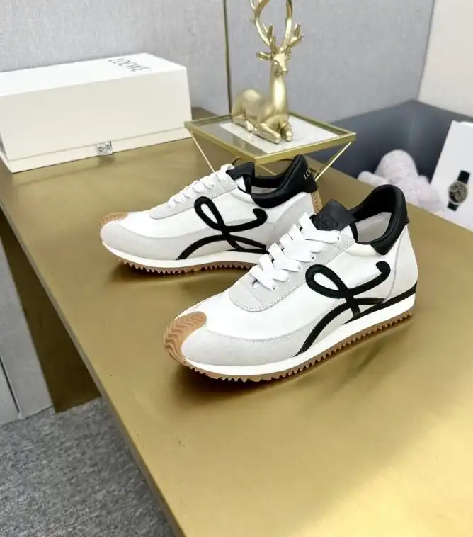 hype Loewe Sneakers