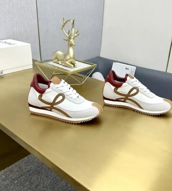 hype Loewe Sneakers