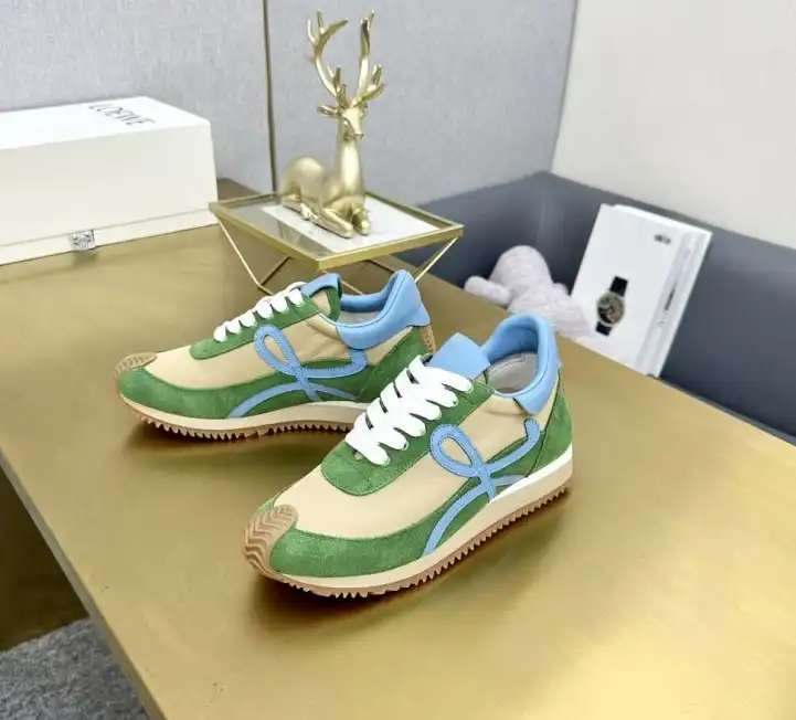 hype Loewe Sneakers